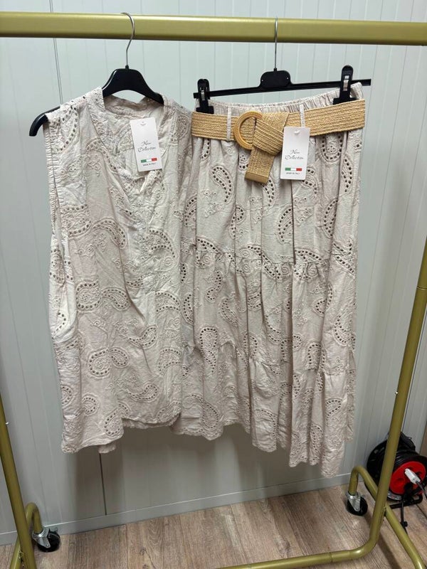 Blouse set beige