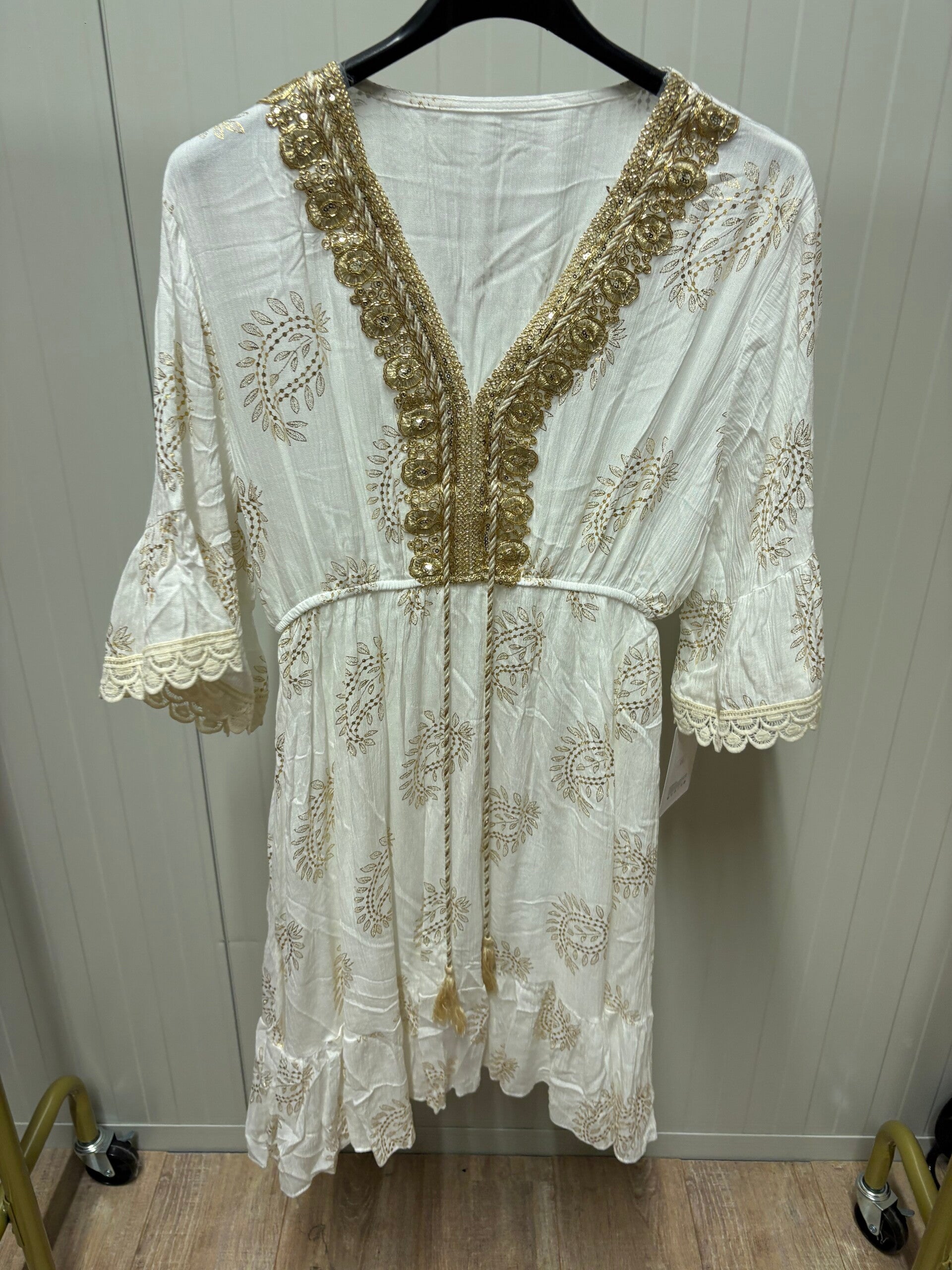 Ibiza jurk met gouden details