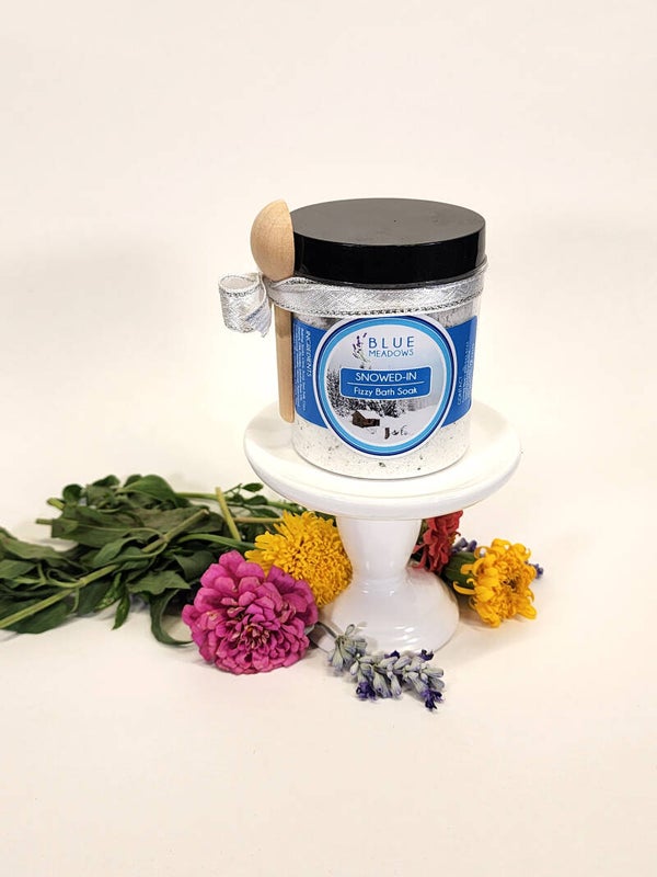 Snowed-In Fizzy Bath Soak