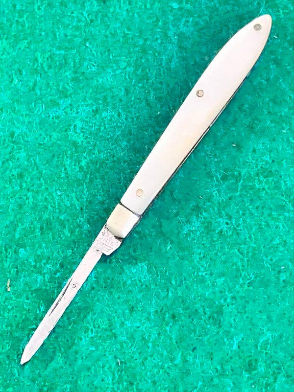 J Hinchliffe Quill Knife