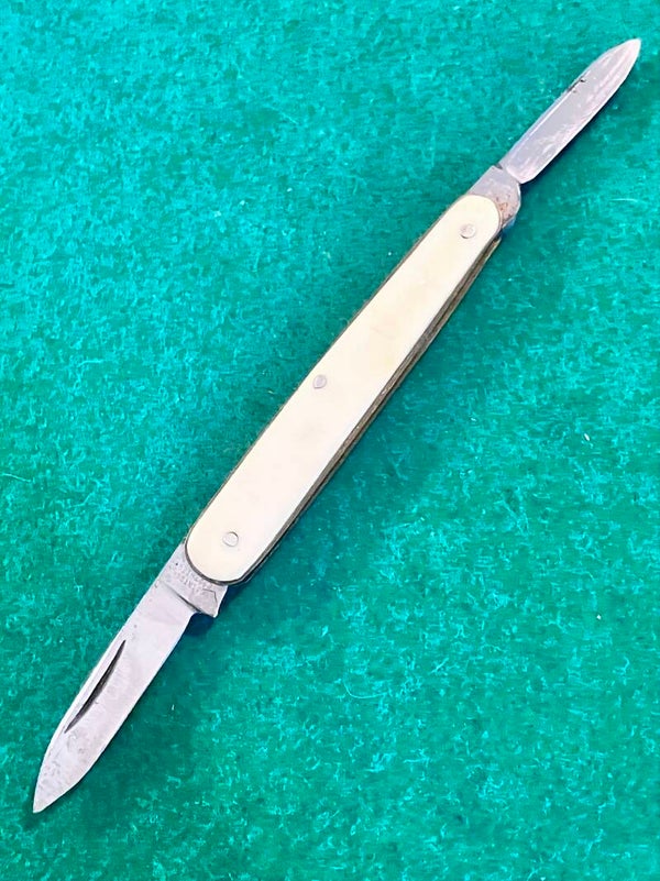 Robertson Brothers Penknife