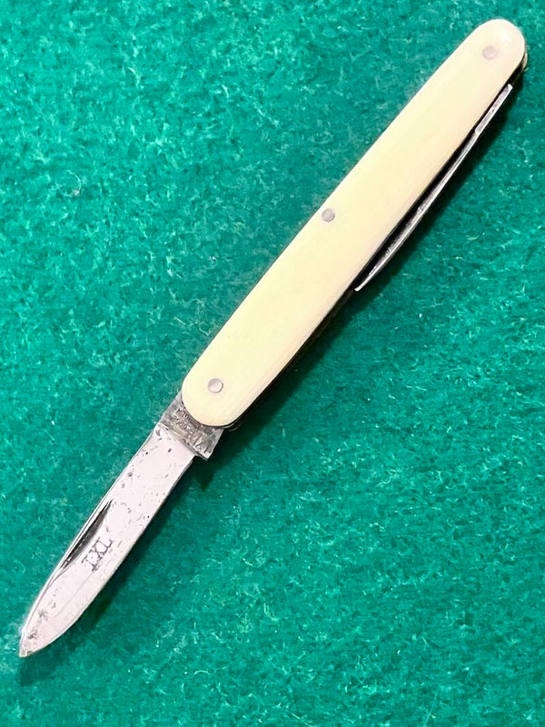 I*XL Sleeveboard Penknife
