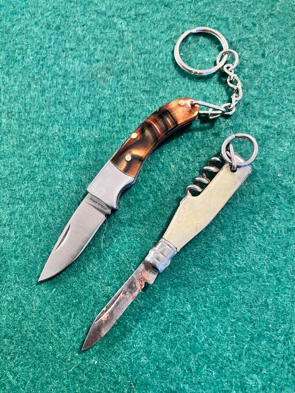 2 Keyring Penknives.