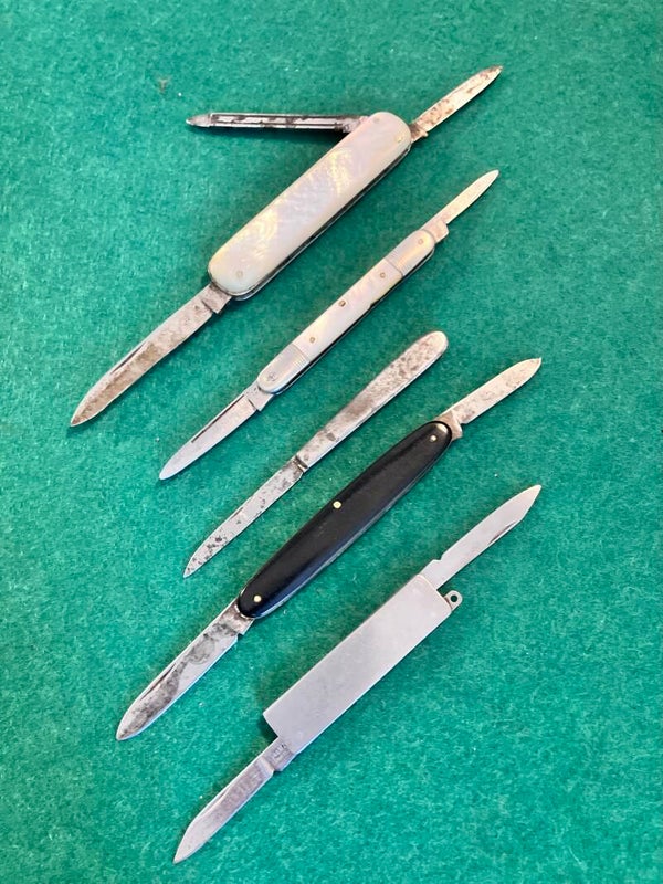 5 Vintage Penknives (D)