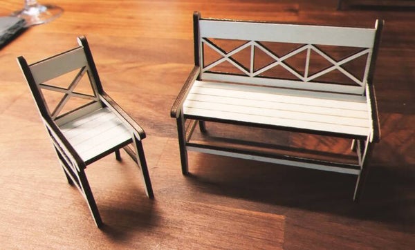 Trädgårdsbänk och stol set