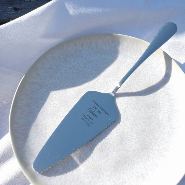 Tårtspåde i rostfritt med personlig gravyr