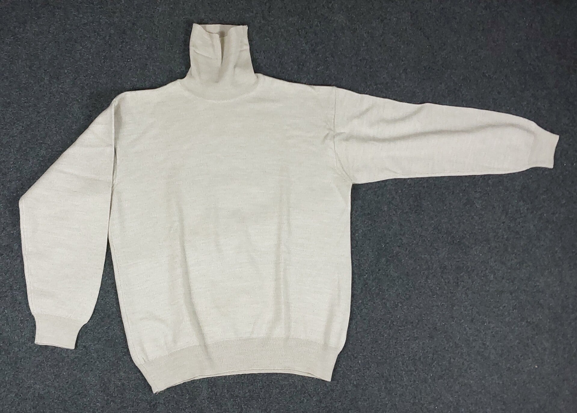 Pullover Langarm CandA Gr. M
