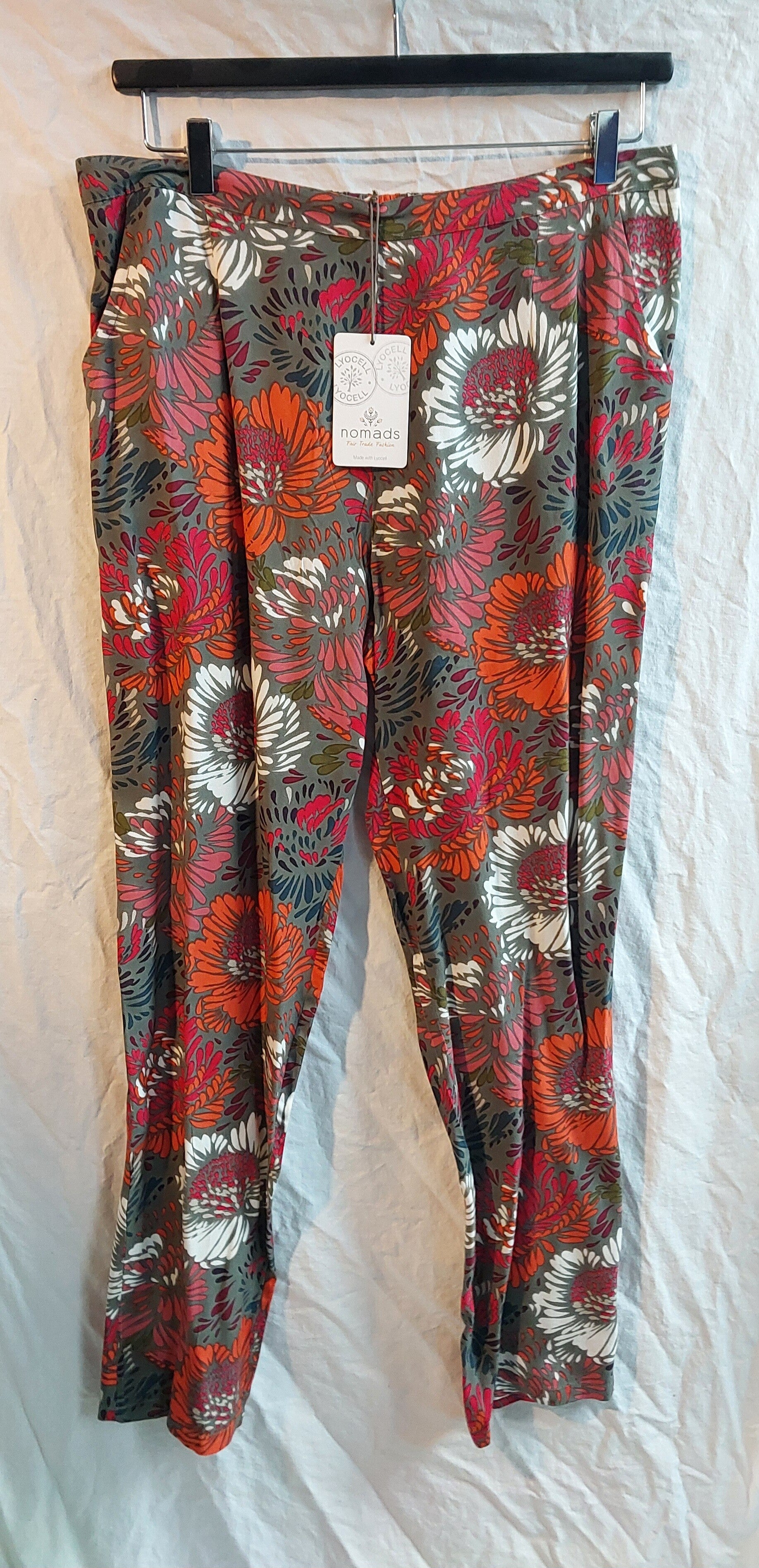 Hose Nomads Gr. 14UK 42