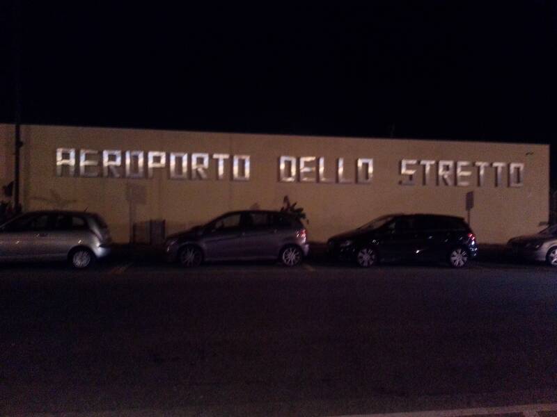 Aeroporto di Lamezia Terme. Tropea Taxi  Service NCC. Transfert 24/7 