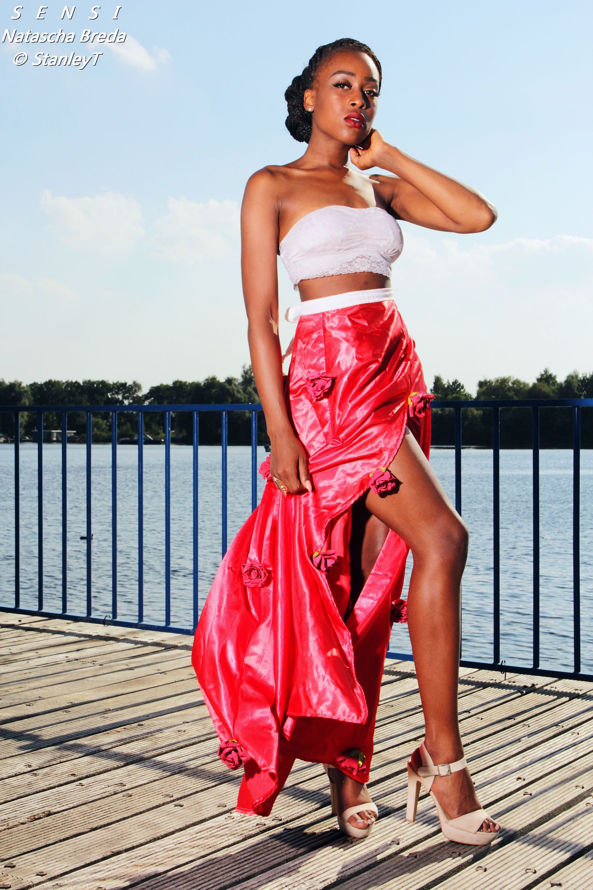 Model:Sensemielja Letitia Sumterr Fotograaf:Stanley T Rustt Designer:Natascha Bredaa