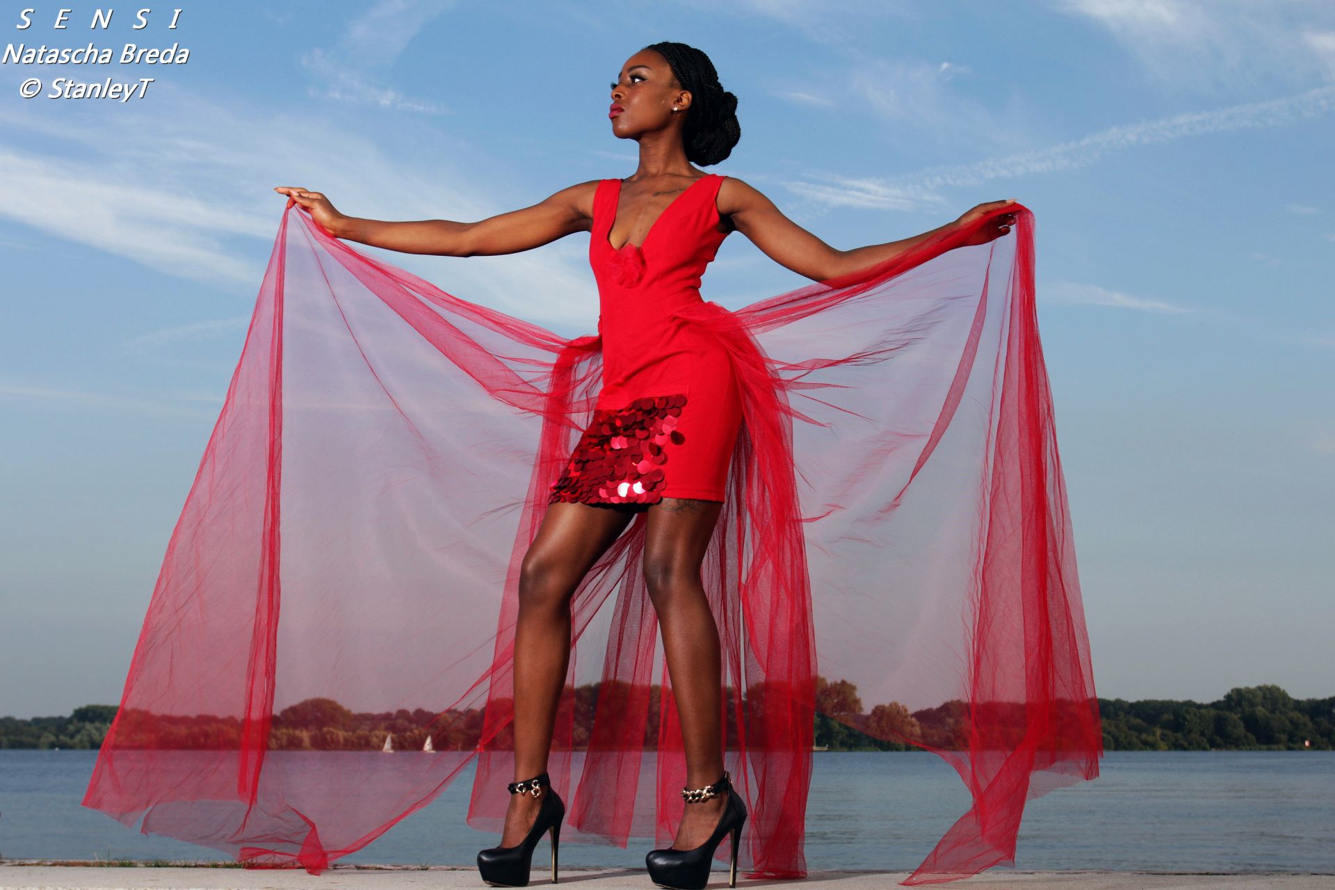 Model:Sensemielja Letitia Sumterr Fotograaf:Stanley T Rustt Designer:Natascha Bredaa