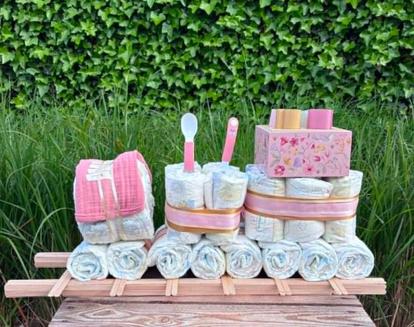 Luxe Roze Pampertrein – Het Ultieme Kraamcadeau voor een Meisje
