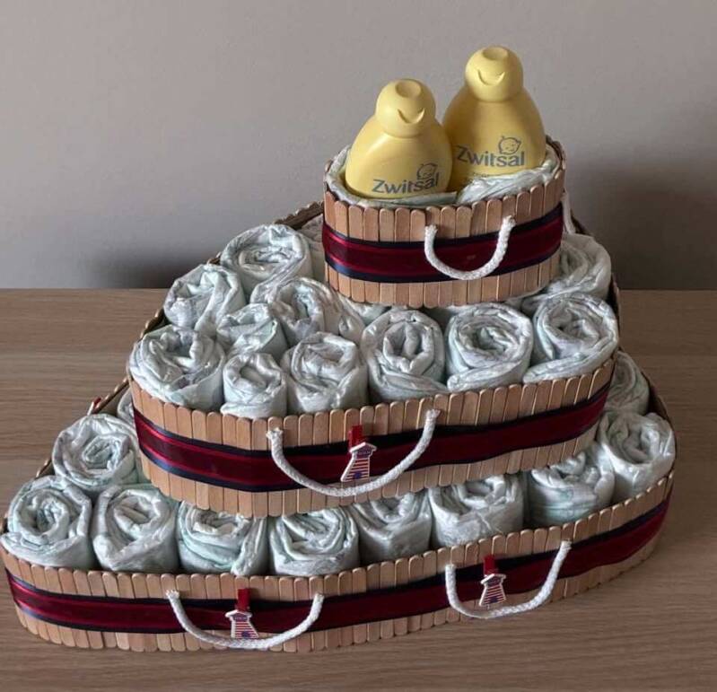 luxe pampertaart boot, uniek geboortegeschenk
