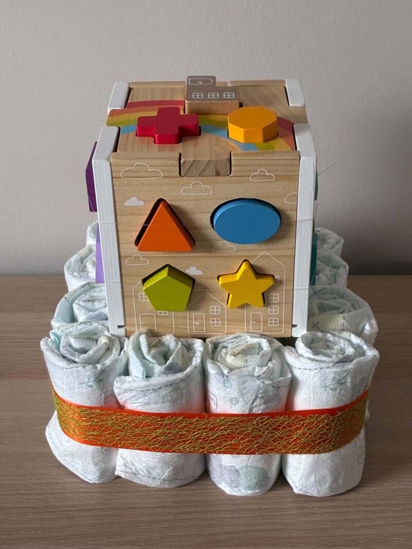 luxe blokkentaart neutraal geboortegeschenk