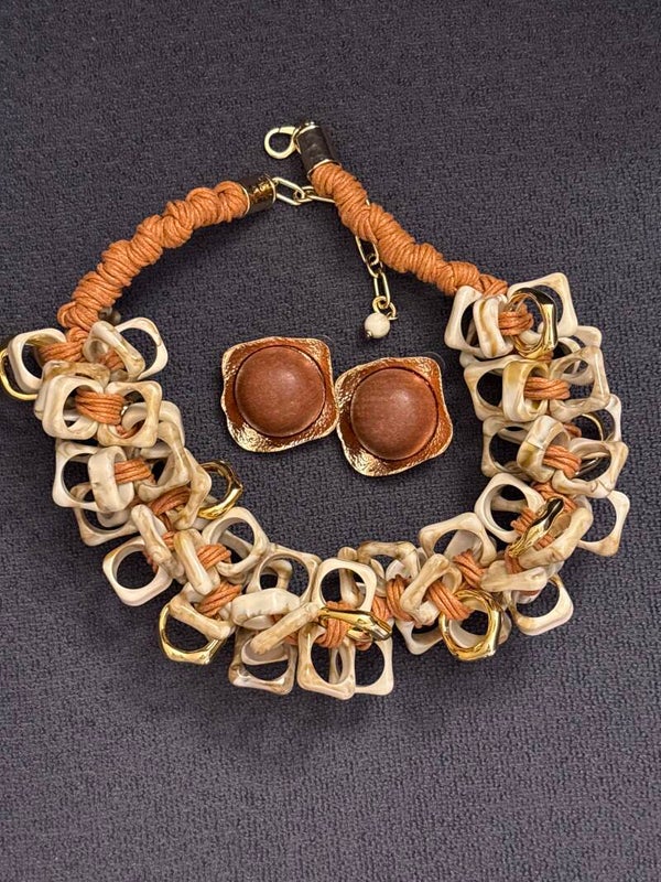 One Life Necklace Set