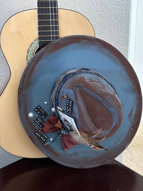 Let’s Play domino’s mama