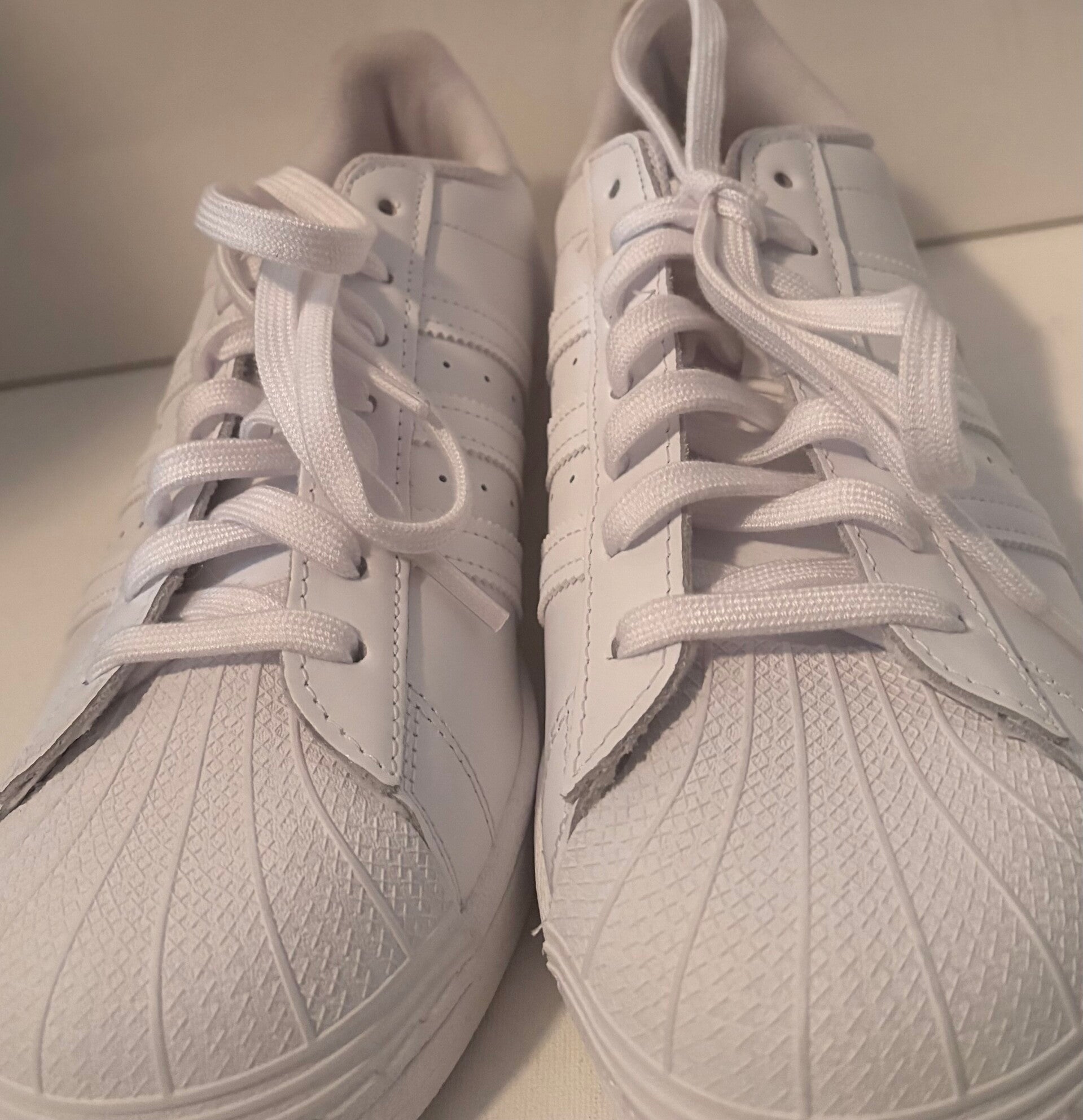 adidas Superstar