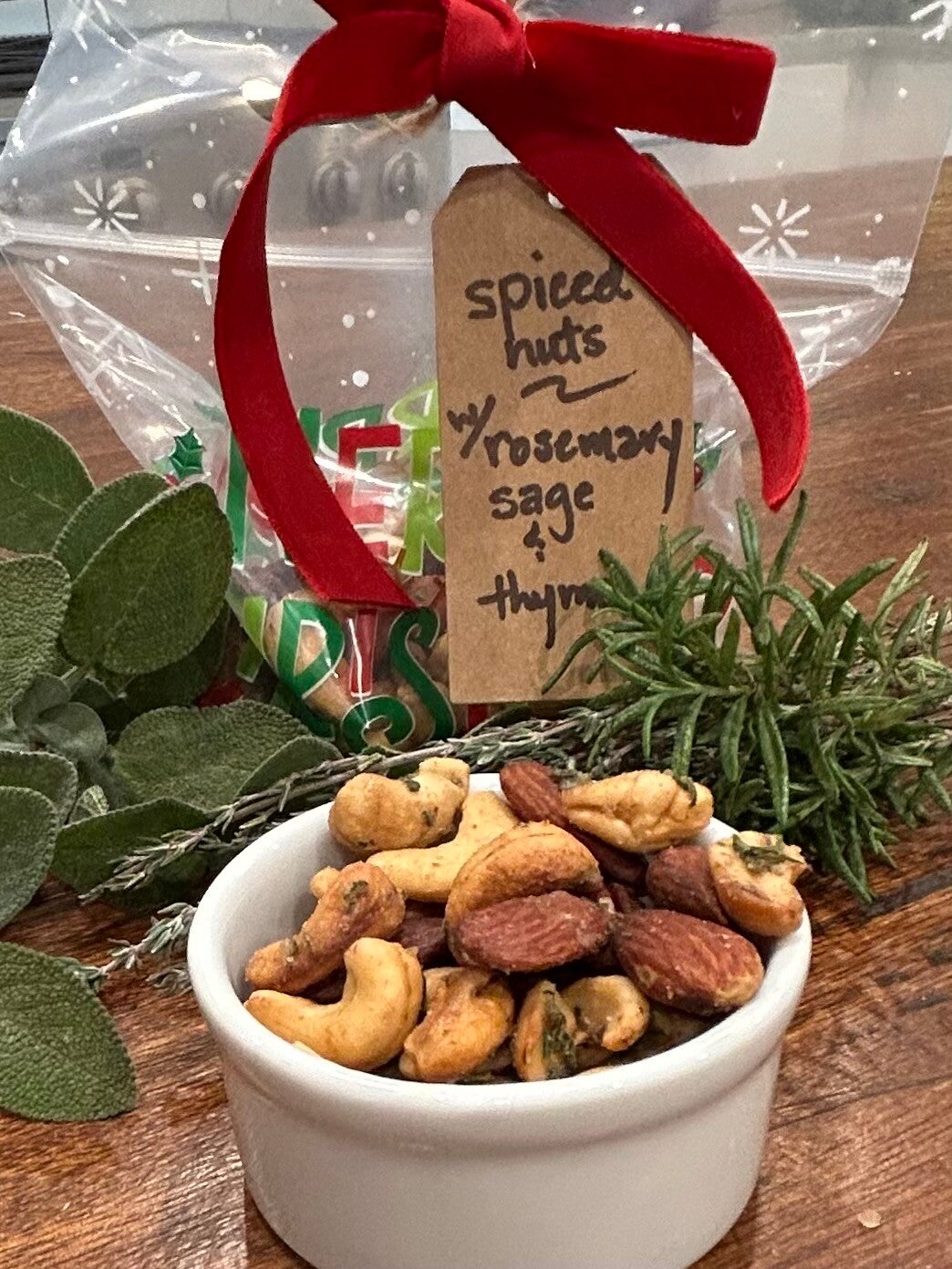 Herb flavored nuts