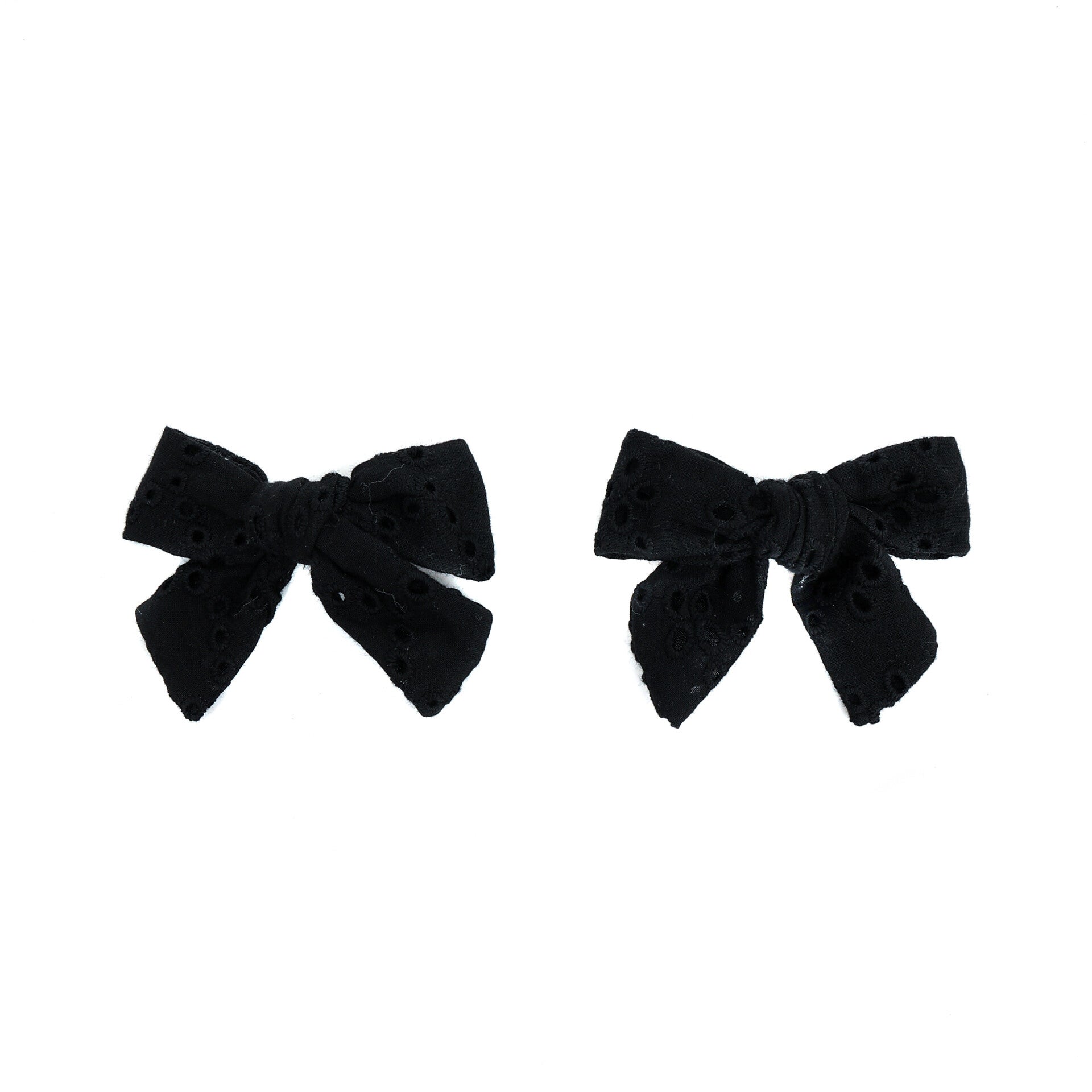 Black Eyelet Mini Bows
