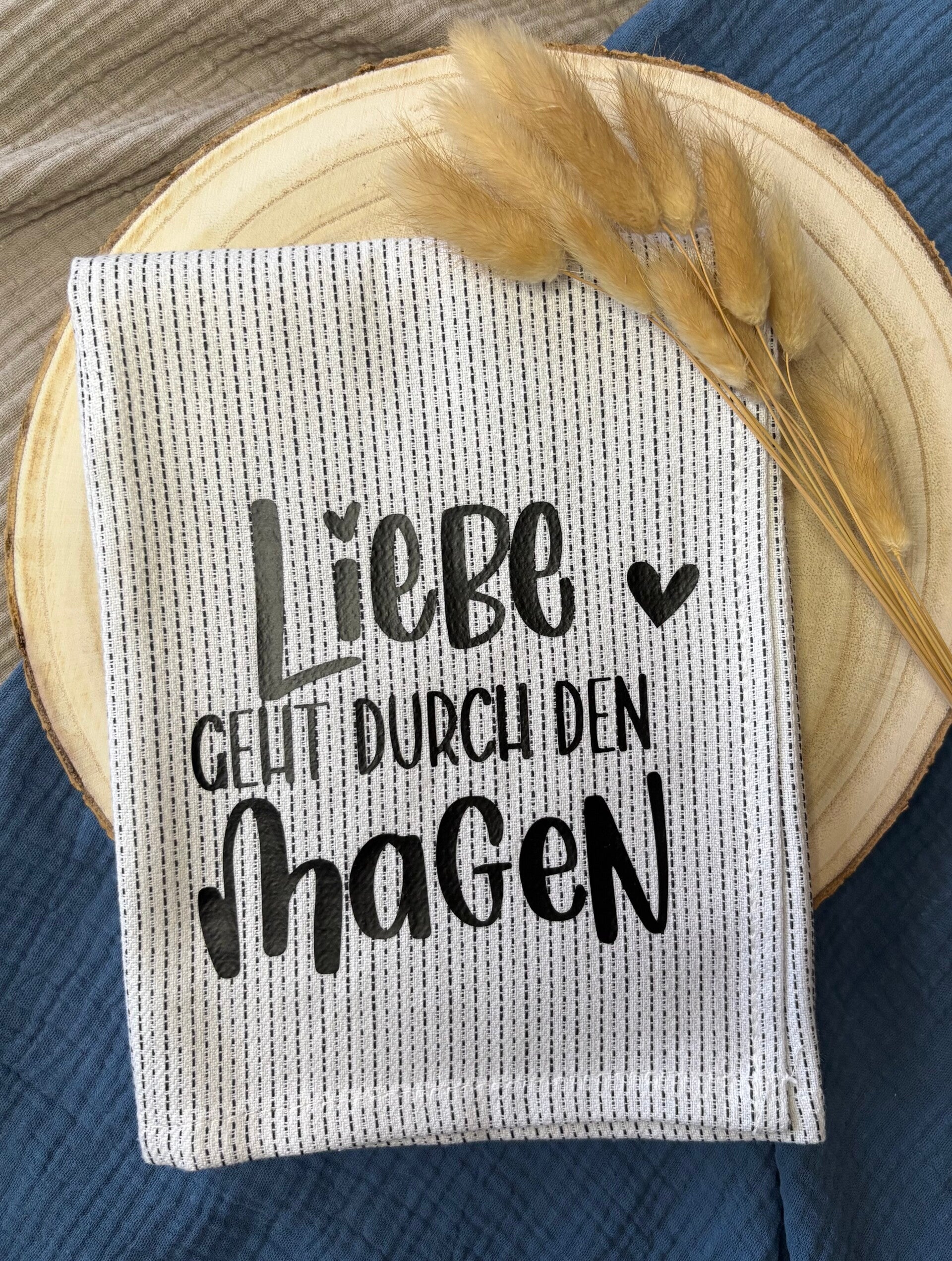 Geschirrtuch "Liebe geht durch den Magen" - weiß