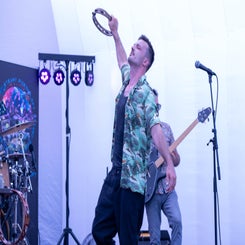 17-1-von-1-standard.jpg