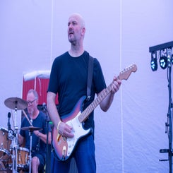 33-1-von-1-standard.jpg