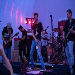 64-1-von-1-standard.jpg