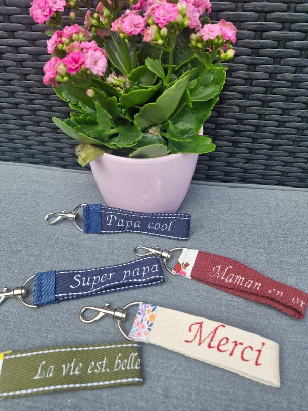 Porte clé brodé personnalisable