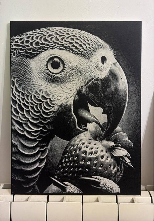🦜 Tableaux Gravé au Laser — Perroquet & Fraise (30x40 cm)