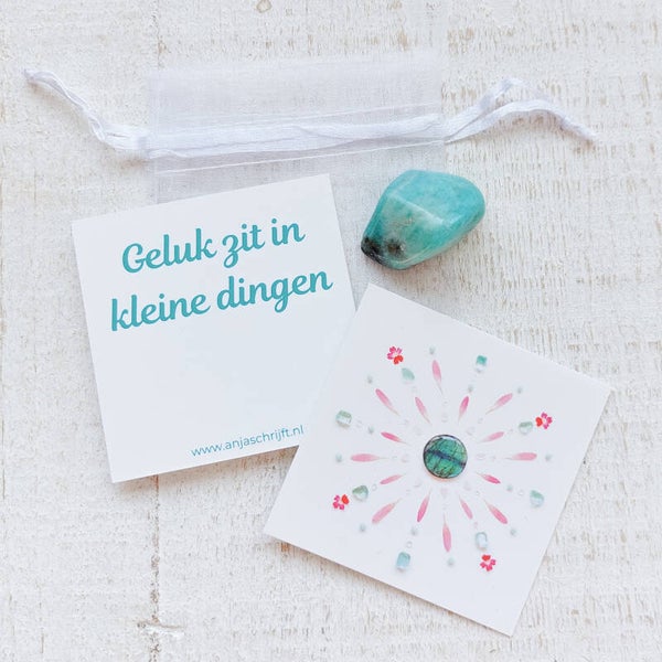 Cadeaukaartje "geluk zit in kleine dingen" met amazoniet edelsteen