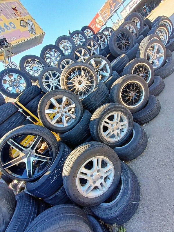 Tire Wall