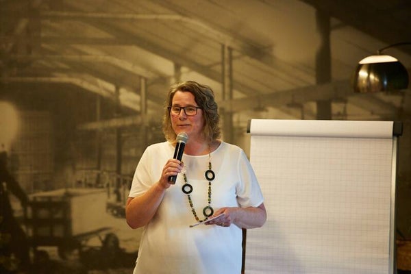 Interactieve Lezing "Waarom moeilijk doen als het ook makkelijk kan"