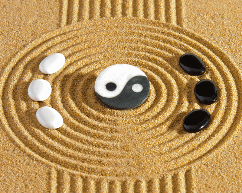 Yin Yang dans le sable