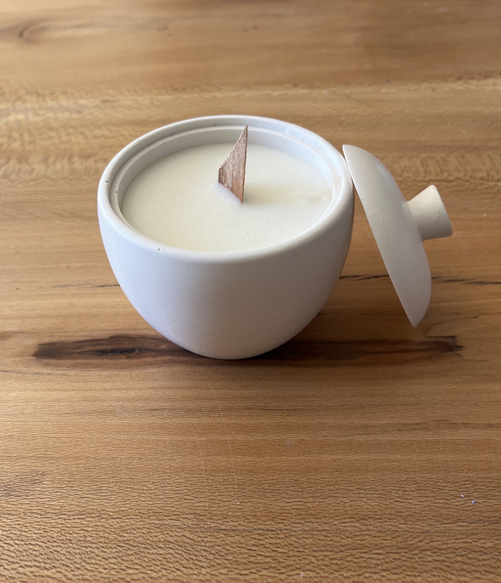 Bougie et son couvercle