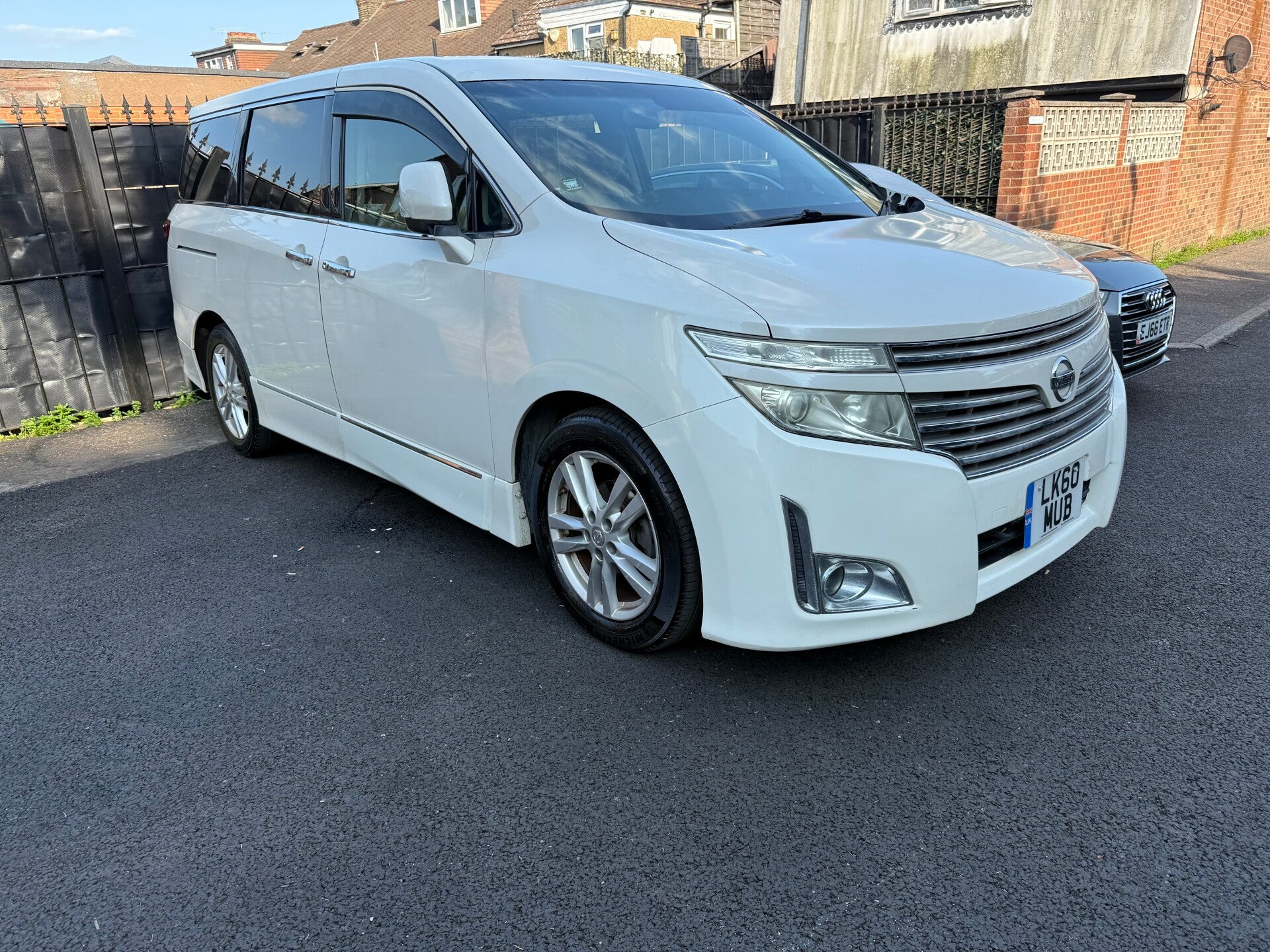 Nissan elegrand 2021 52k miles
