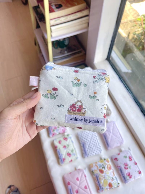 Picnic Keychain Wallet