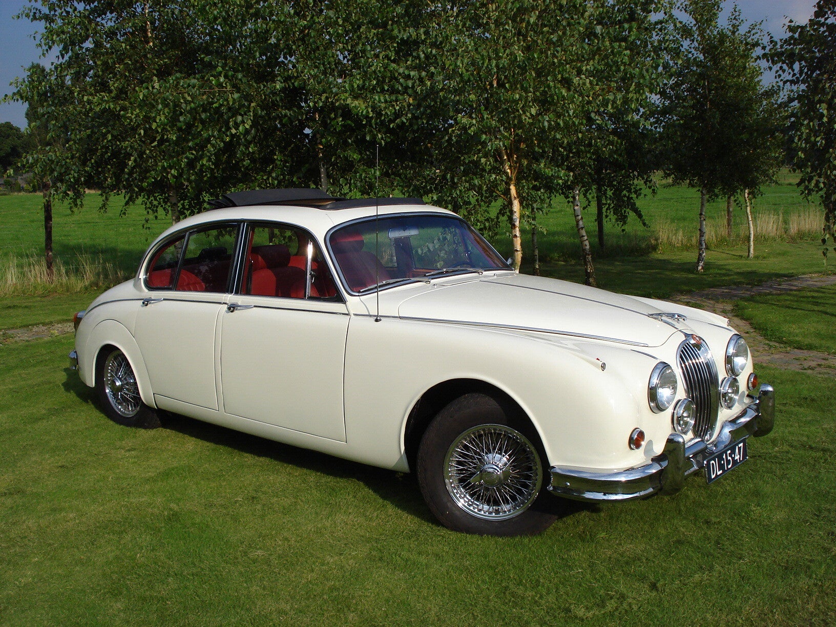 Klassieke Jaguar mk2 trouwauto