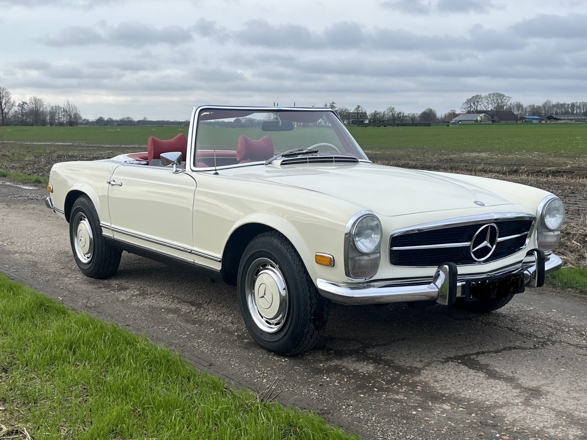 Cabrio Mercedes 280 SL trouwauto
