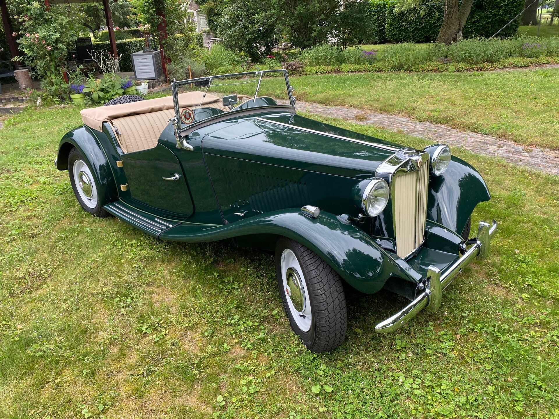 MG TD trouwauto zelf rijden