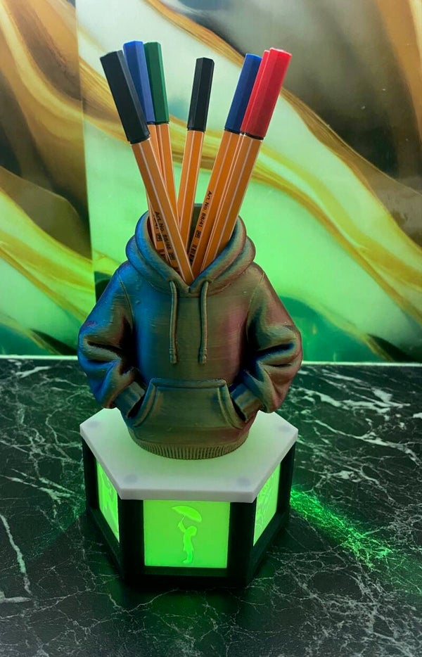 Hoody-Stiftehalter Haus Bunt -Nr.00013