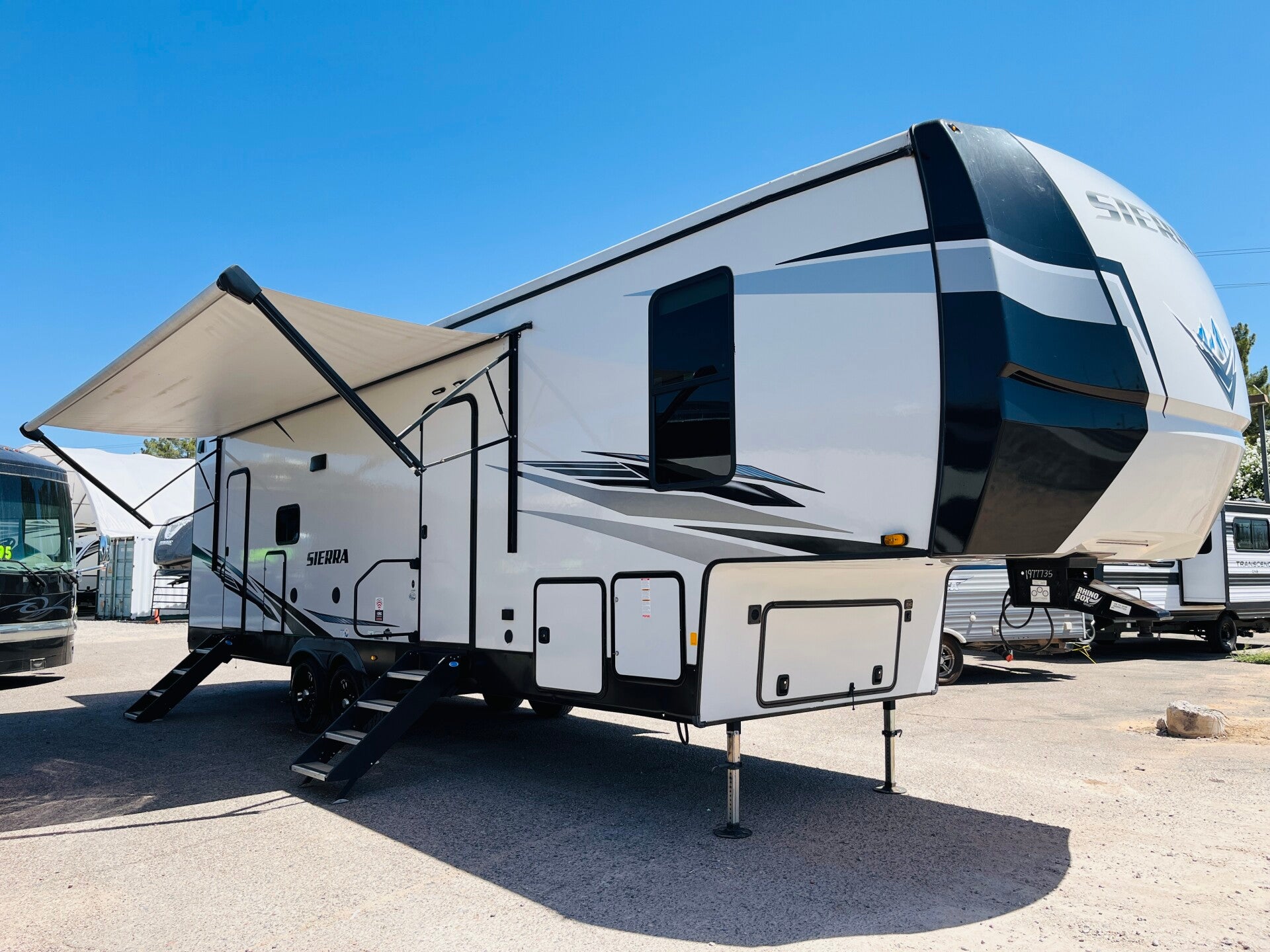 2021 Forest River Sierra 3330BH