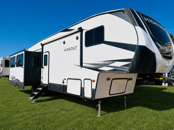 2021 Keystone Hideout 320MBDS