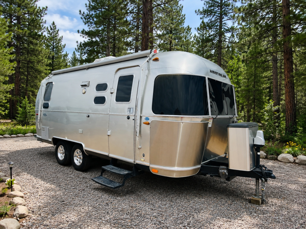 2016 Airstream Flying Cloud 23D