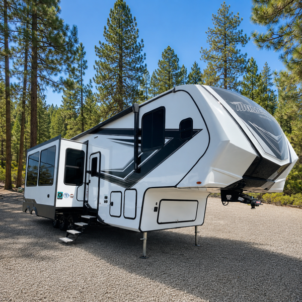 2023 Grand Design Momentum 320G