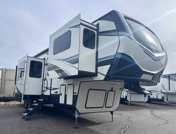 2021 KEYSTONE MONTANA 3761FL -PENDING