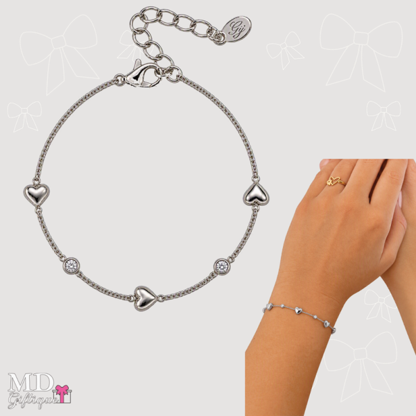 Armband hartjes en steentjes zilverkleurig