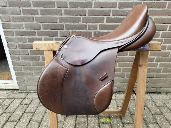 Ruitergilde springzadel 18 inch