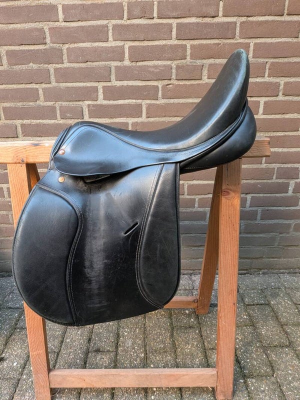 Henri de Rivel veelzijdigheidszadel 18,5 inch