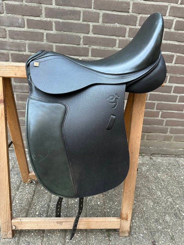 Epplejeck zadel 18 inch
