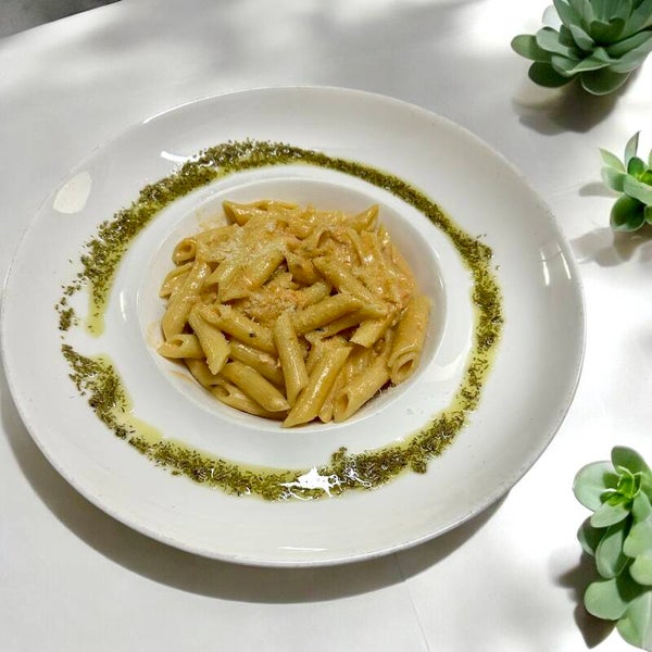 PENNE AL SALMONE